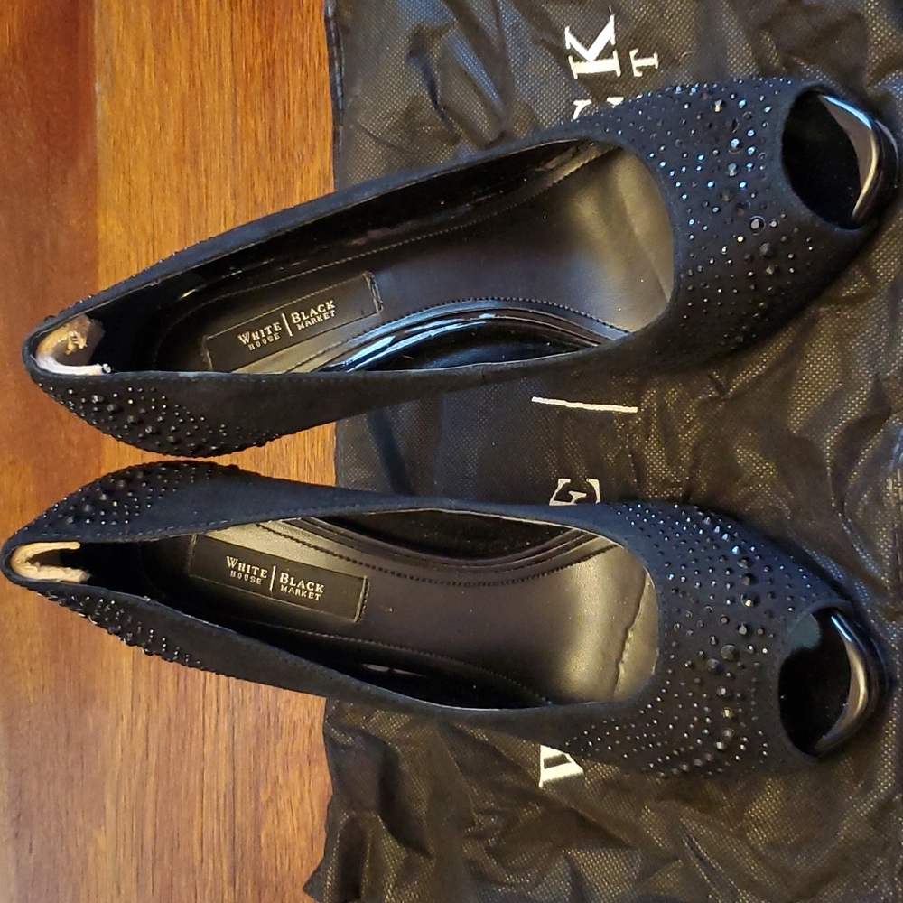 Style chrystol high heeled shoes, black